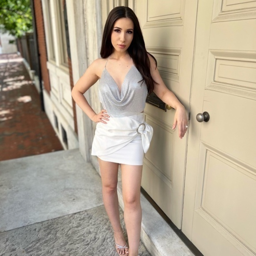 Forever 21 Wrap Mini White Skirt